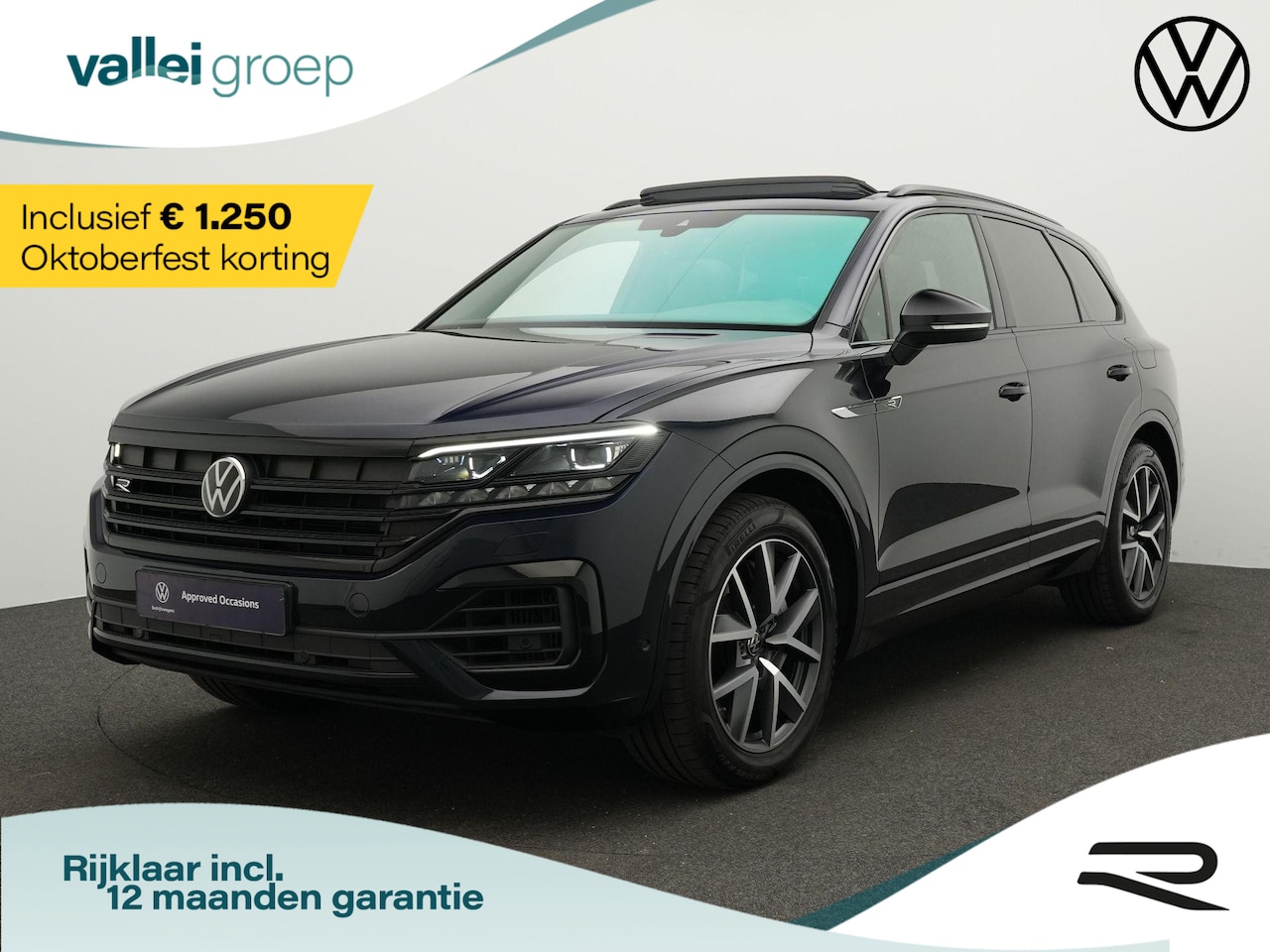 Volkswagen Touareg - R 3.0 TSi 462 pk eHybrid 4MOTION | EXCL. BTW / Grijs kenteken | Panoramadak | Trekhaak | L - AutoWereld.nl