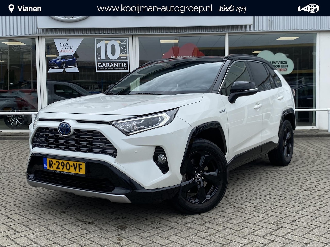 Toyota RAV4 - 2.5 Hybrid Style Bi Tone zwart dak ,Lage km stand! ,Incl. Bearlock ,Stoelverwarming ,Leder - AutoWereld.nl