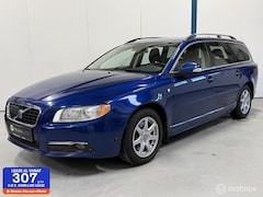 Volvo V70 - 2.5T Ocean Race ADAPTIVE CRUISE CONTROL / LEER