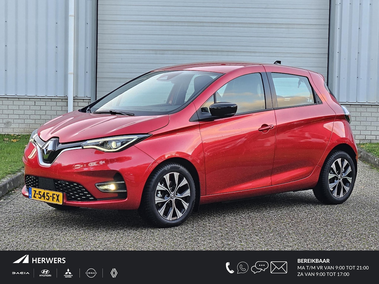 Renault Zoe - R135 Evolution 52 kWh / SOH 97,54% / All Season Banden / Dealer Onderhouden / CCS Snel Lad - AutoWereld.nl