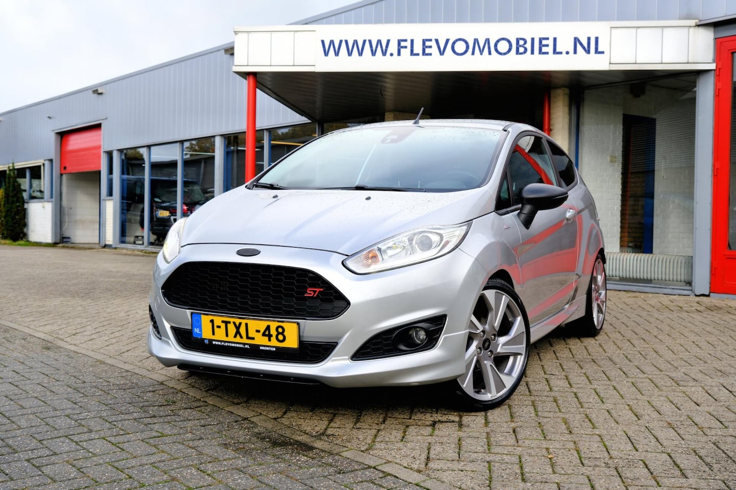 Ford Fiesta - 1.0 125pk EcoBoost ST/Sport Navi|Clima|LMV|PDC - AutoWereld.nl