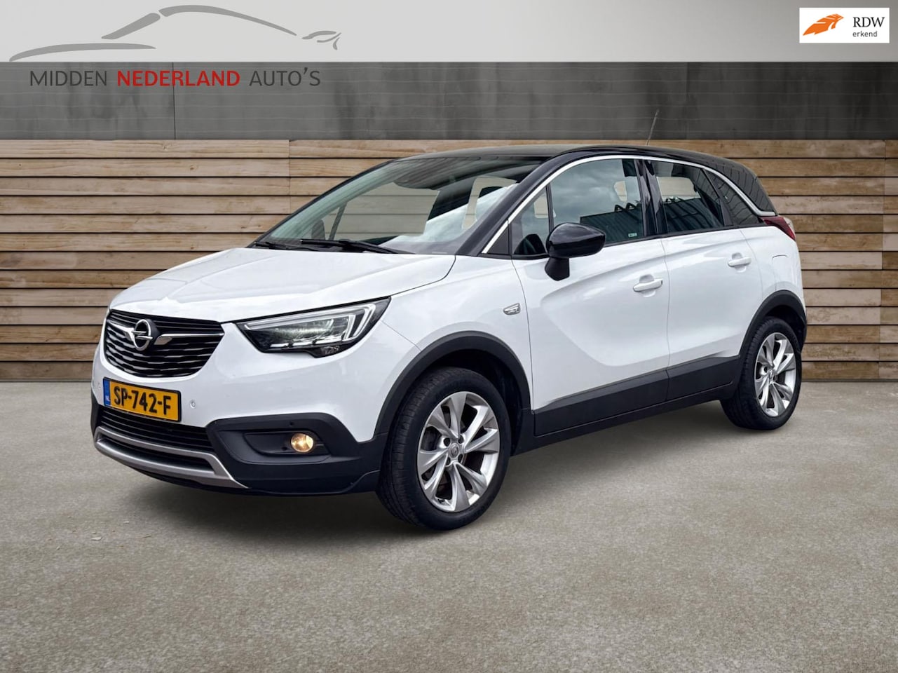 Opel Crossland X - 1.2 Turbo Innovation * APP CONNECT * TREKHAAK * STUUR / STOELVERWARMING * - AutoWereld.nl