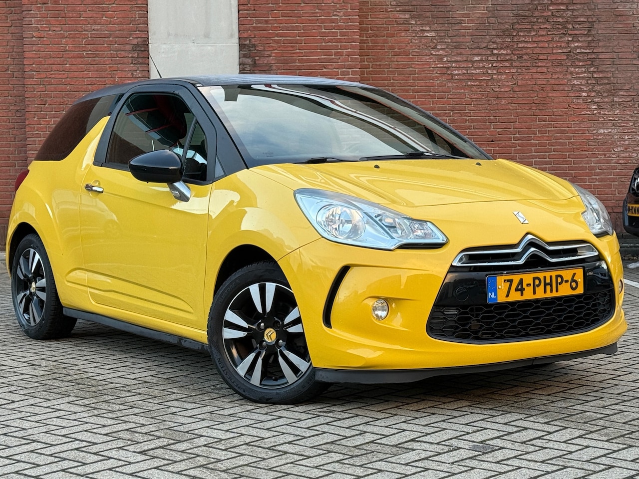 Citroën DS3 - 1.4 Chic| Cruise-control| Clima | NAP - AutoWereld.nl