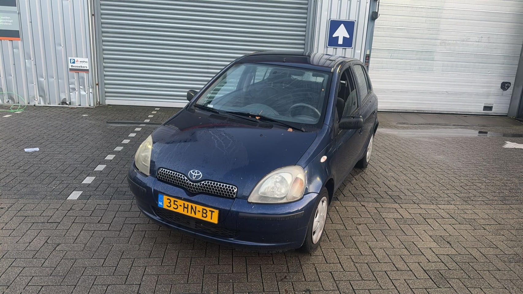 Toyota Yaris - 1.3-16V VVT-i Sol Airco Automaat Blauw 2001 - AutoWereld.nl