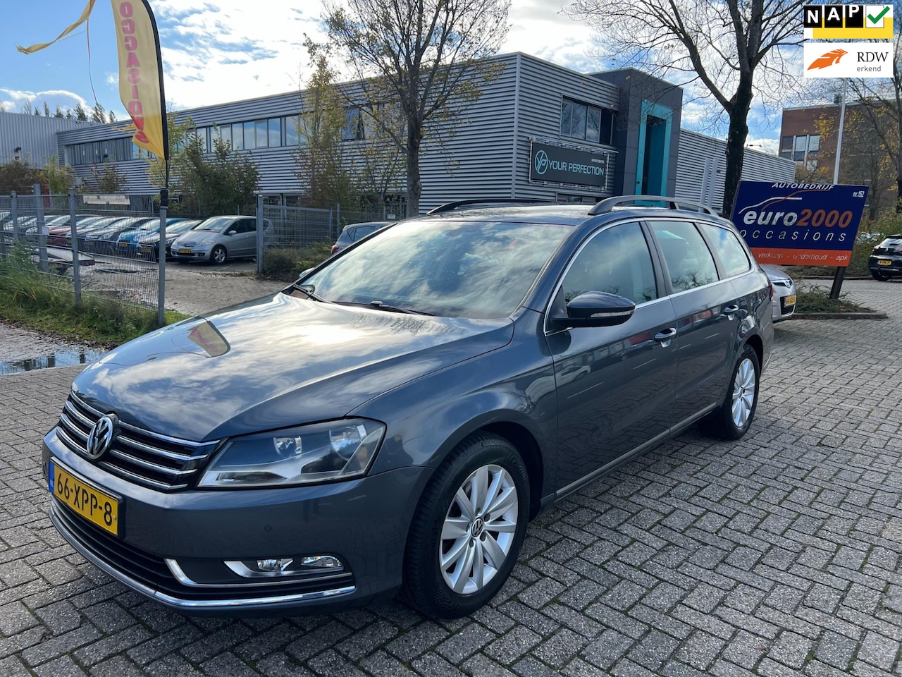 Volkswagen Passat Variant - 1.6 TDI Comfort Executive Line BlueMotion 1.6 TDI Comfort Executive Line BlueMotion - AutoWereld.nl