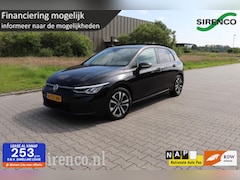 Volkswagen Golf - 8 1.5 eTSI VIII 150 PK united stuur&stoelverwarming led sfeerverlichting grote navi virtua