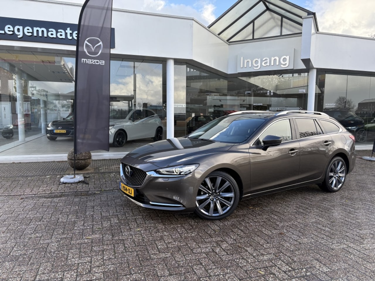 Mazda 6 Sportbreak - 2.5 194pk SkyActiv Luxury Trekhaak - AutoWereld.nl