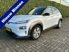 Hyundai Kona Electric - EV Premium 64 kWh 3 fase | Leder | Two Tone Black | Climate | occasion