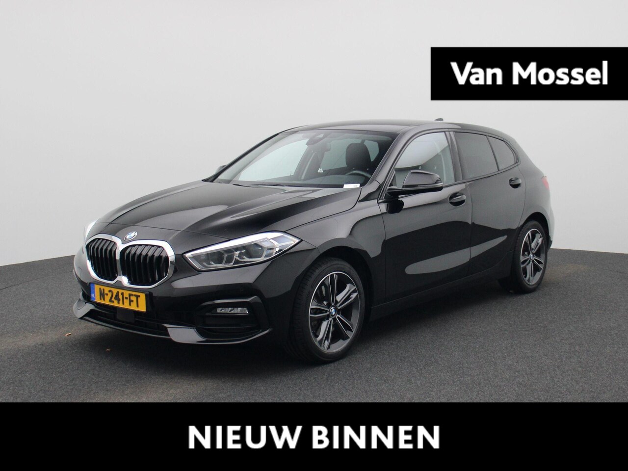 BMW 1-serie - 118i Business Edition | Navigatie | Parkeersensoren | Cruise Control | Climate Control | - AutoWereld.nl