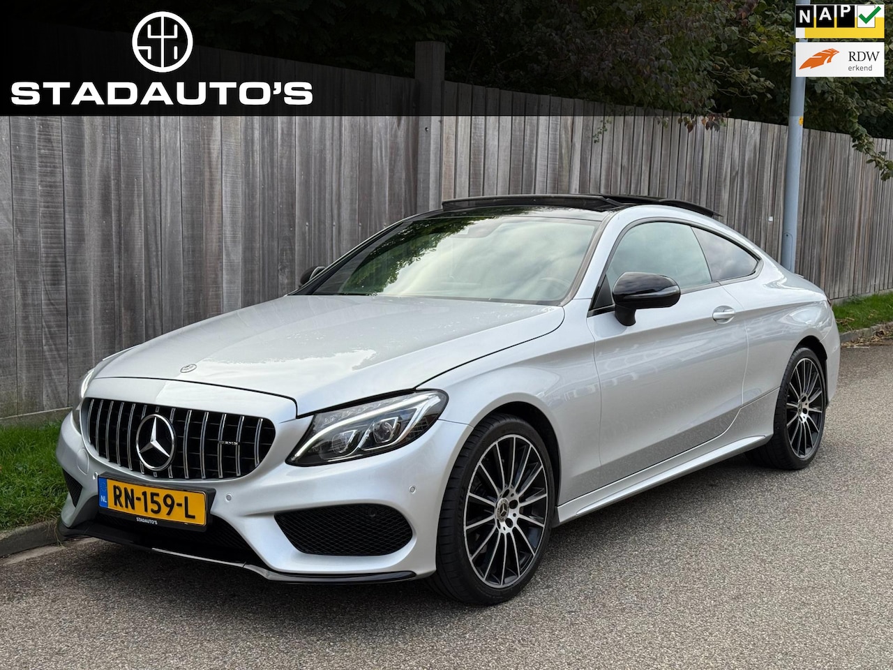 Mercedes-Benz C-klasse Coupé - 180 AMG Pano|camera|NAP! - AutoWereld.nl