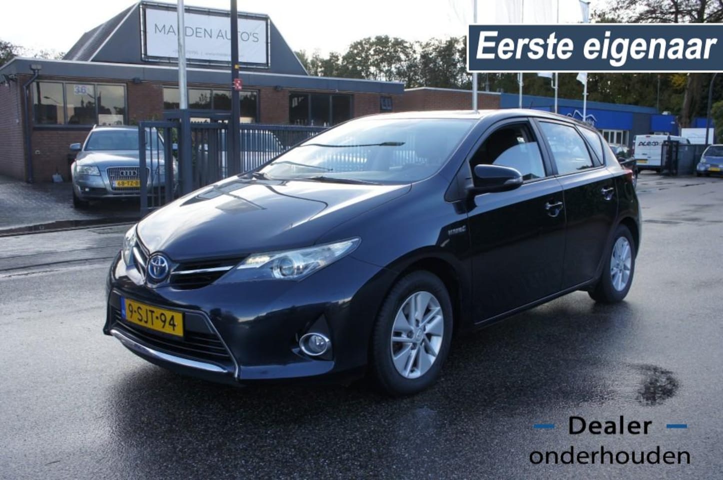 Toyota Auris - 1.8 HYBRID ASP. 1eEIG TREKHAAK/NAVI/CAMERA/KEYLESS/CRUISE PERFECTE STAAT - AutoWereld.nl