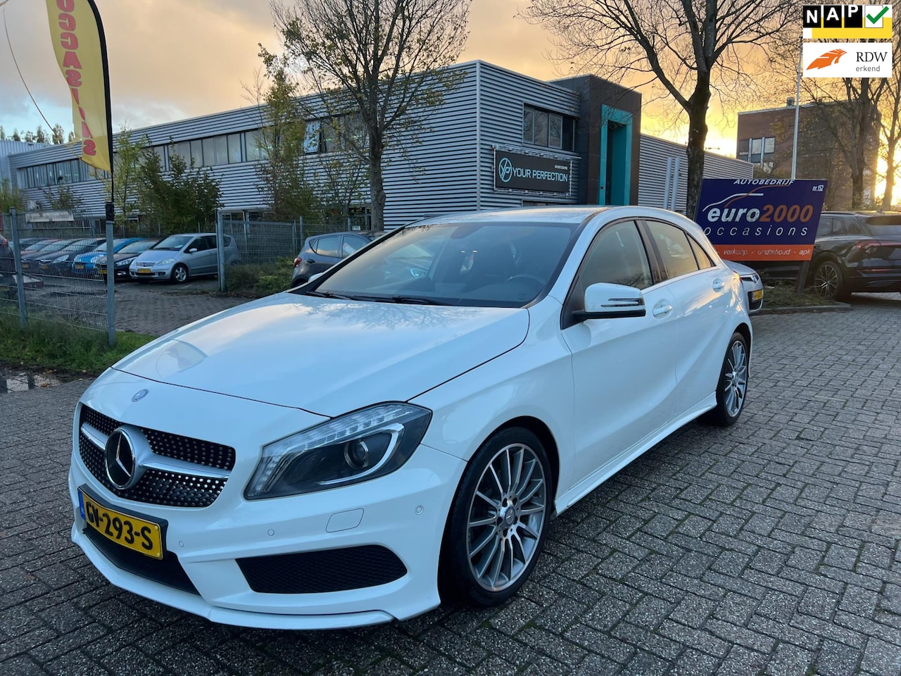 Mercedes-Benz A-klasse - 180 - AMG - ALCANTARA - LEDER - NAP ! - AutoWereld.nl
