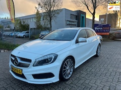Mercedes-Benz A-klasse - 180 - AMG - ALCANTARA - LEDER - NAP