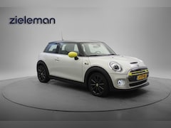 MINI Cooper - Electric Essential 33 kWh - Carplay, Navi, Half Leer, Camera, Stoelverw
