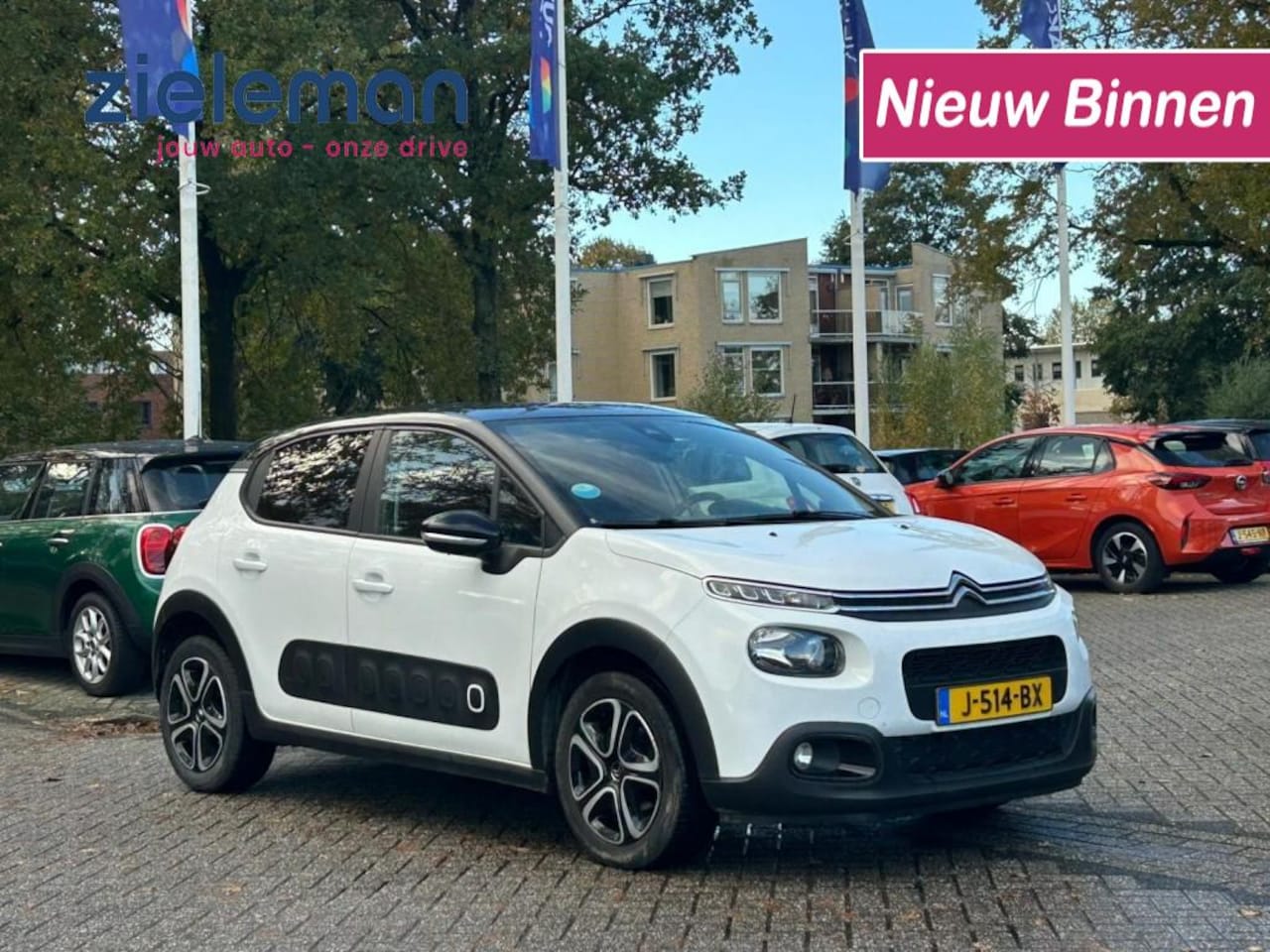 Citroën C3 - 1.2 PureTech Feel - Carplay, Navi, Cruise - AutoWereld.nl