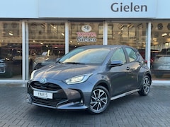 Toyota Yaris - 1.5 Hybrid Dynamic | 16 inch, LED, Apple CarPlay/Android Auto, Parkeercamera, Adaptive cru