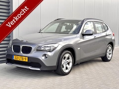 BMW X1 - sDrive18i Executive - NAP | Automaat | Cruise |