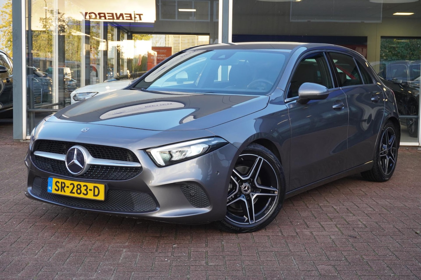 Mercedes-Benz A-klasse - 200 Automaat | 60.000KM | Navigatie | Vol opties | Dealerauto | Elek. Pakket | Inruil moge - AutoWereld.nl