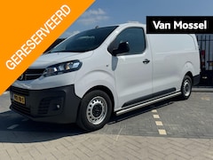 Opel Vivaro - 2.0 Diesel 145 L3 | Navigatie | Trekhaak | Parkeersensoren | Slechts 12000km