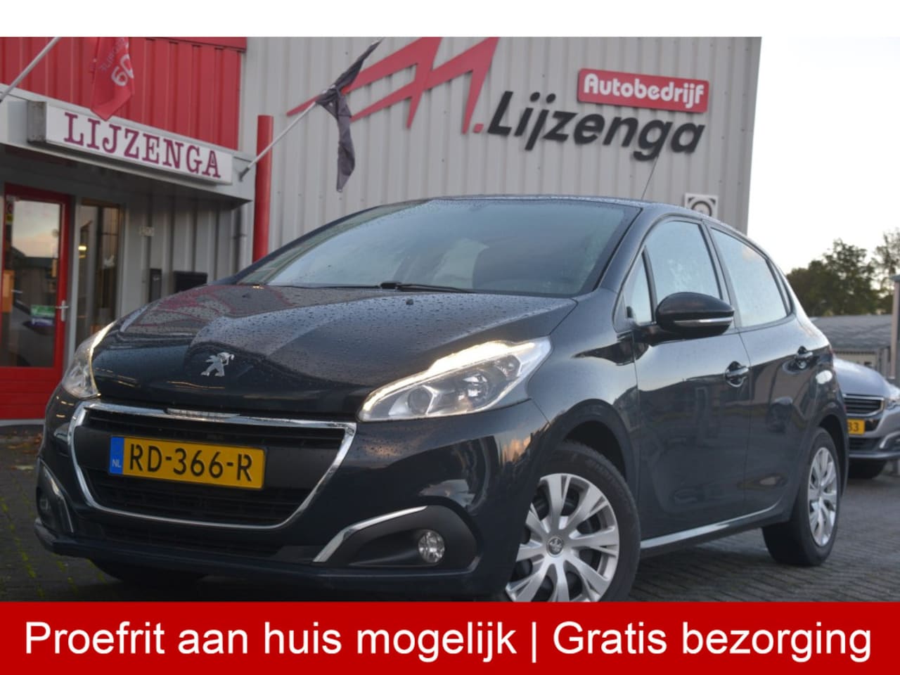 Peugeot 208 - 1.2 PureTech Blue Lion Carplay | DAB | AC | PDC | Navi | Bluetooth | Cruise - AutoWereld.nl