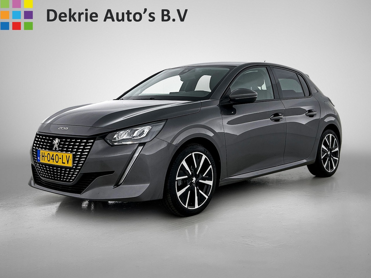 Peugeot 208 - 1.5 HDi Blue Lease Allure / Trekhaak / Airco-ecc./ Xenon / Pdc.+Camera / Navigatie / Radio - AutoWereld.nl