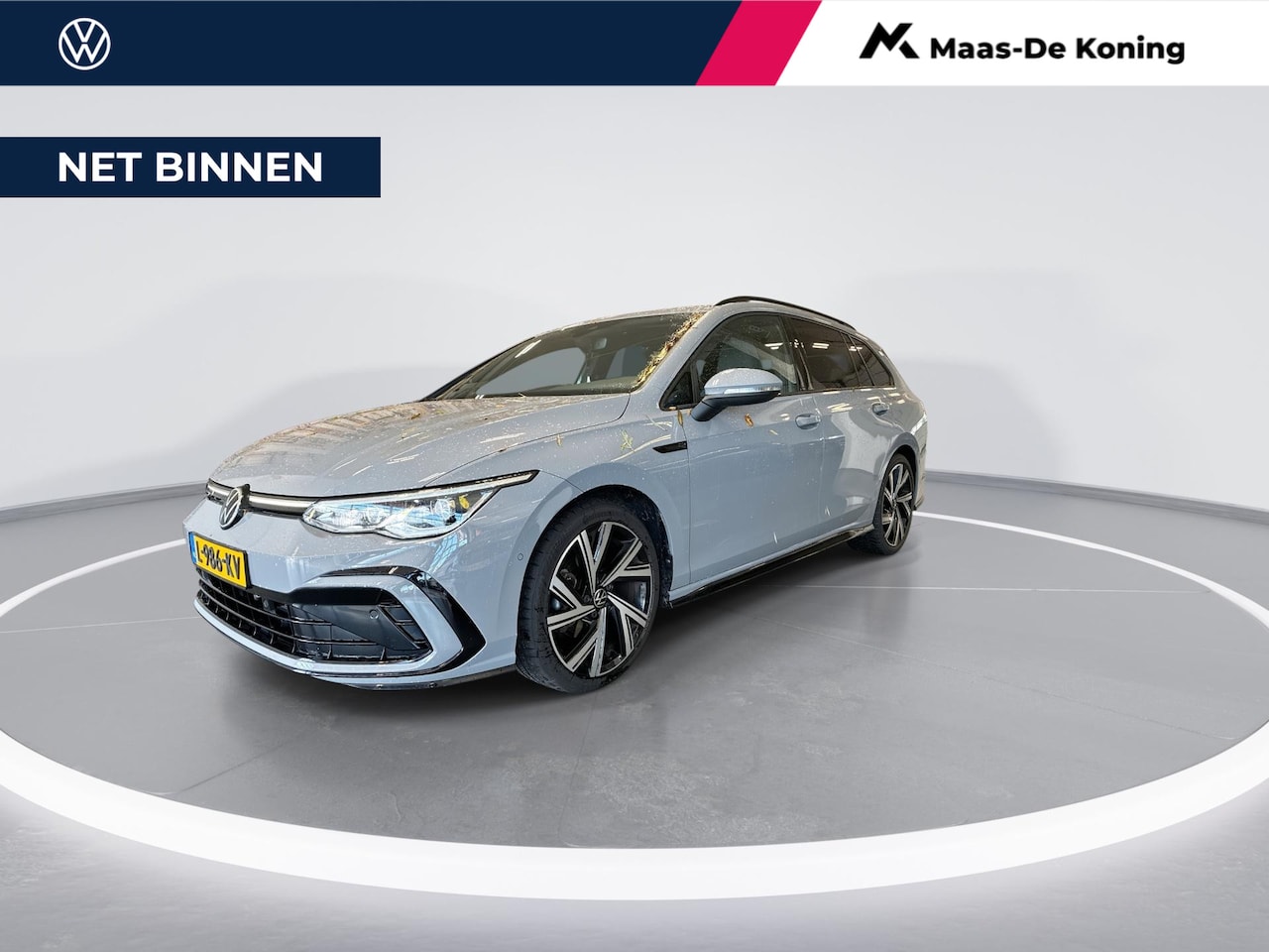 Volkswagen Golf Variant - 1.5 TSI 130pk R-Line · Camera · LED Matrix · Zwart Optiek · Side Assist · ACC · Stuur- & S - AutoWereld.nl