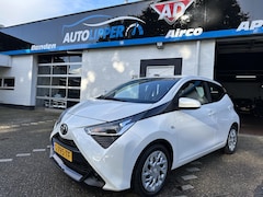 Toyota Aygo - 1.0 VVT-i x-play limited /Airco/camera/Nieuwe apk bij aflevering