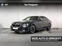 BMW 5-serie - Sedan 530e | M-Sport Pro | Travel Pack | Innovation Pack | Comfort Pack | Driving Assistan