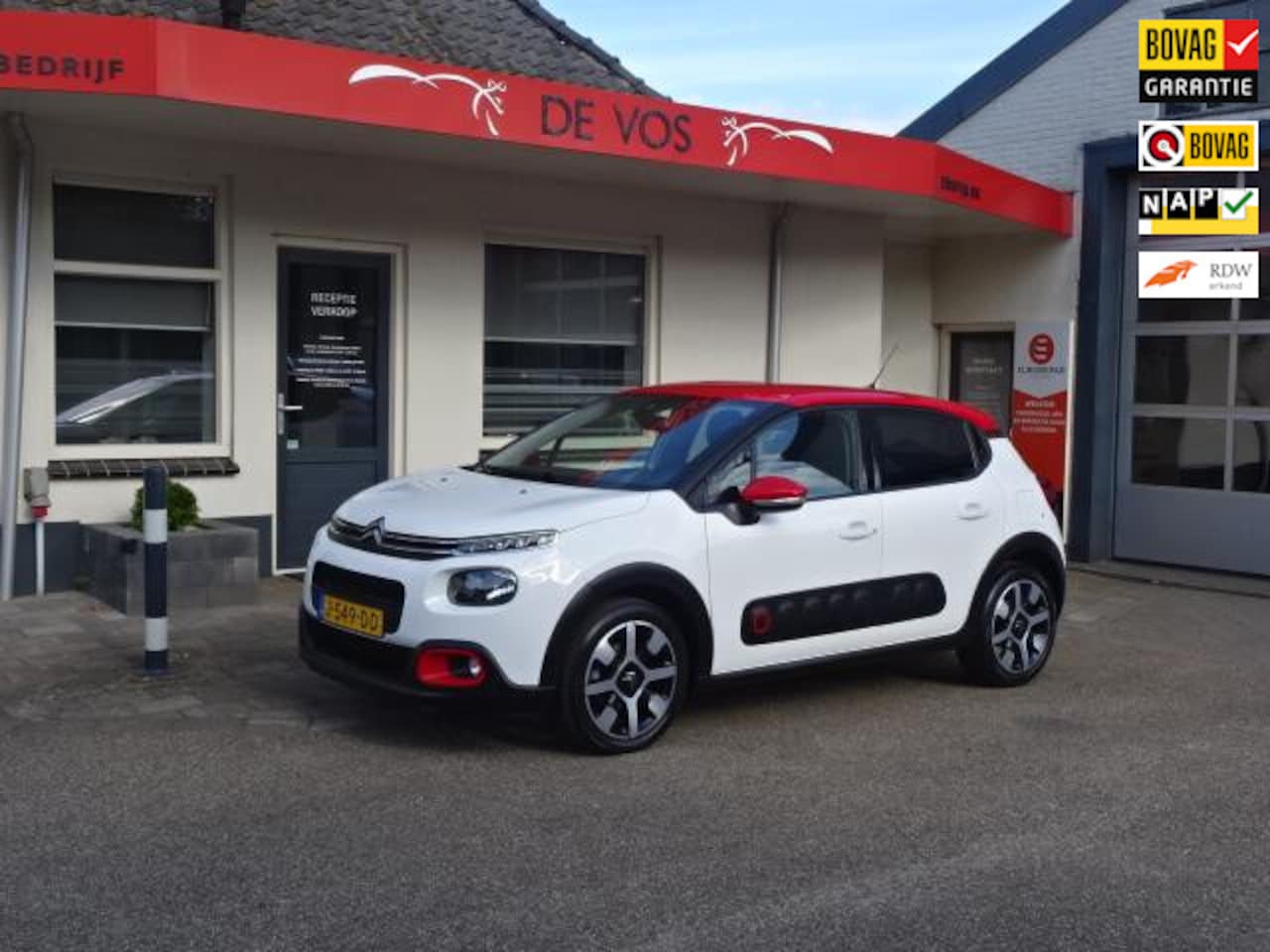Citroën C3 - 1.2 PureTech Shine 1.2 PureTech Shine - AutoWereld.nl