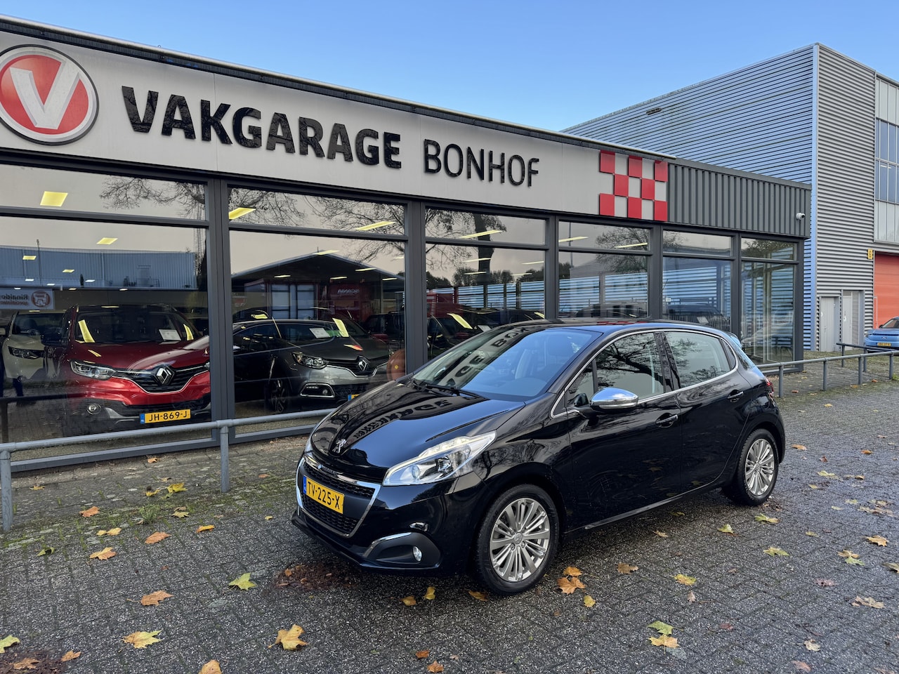 Peugeot 208 - 1.2 PureTech Blue Lease Allure CLIMA-CRUISE - AutoWereld.nl