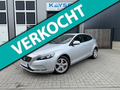 Volvo V40 - 2.0 T2 Kinetic Virtual Cockpit Cruise Navi BT Trekhaak