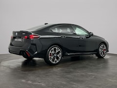 BMW 2-serie Gran Coupé - 220 M-Sport Pro | Getint glas | Premium Pack |
