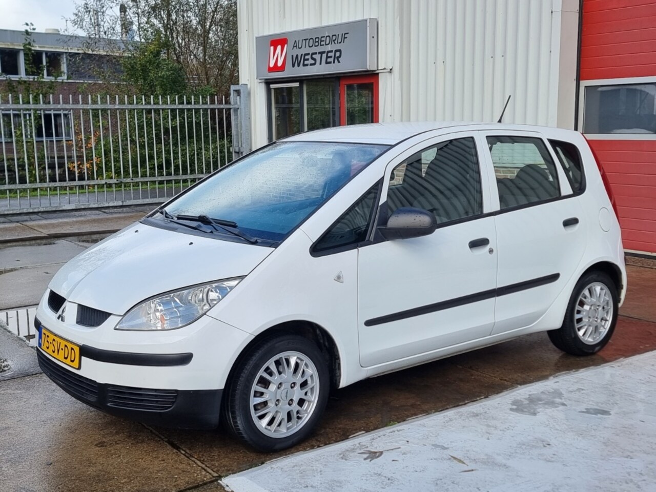 Mitsubishi Colt - 1.3 Inform 1.3 Inform - AutoWereld.nl