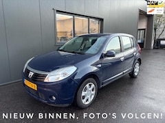 Dacia Sandero - 1.2 Lauréate / Airco / 1e Eigenaar