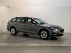 Skoda Octavia Combi - 1.0 TSI Business Edition Virtual Cockpit Camera Navigatie Adaptive Cruise DAB+