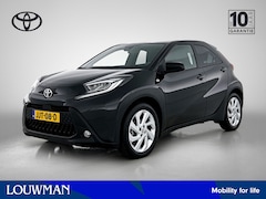 Toyota Aygo X - 1.0 VVT-i MT first | Stoelverwarming | Achteruitrijcamera | BTW Voertuig |