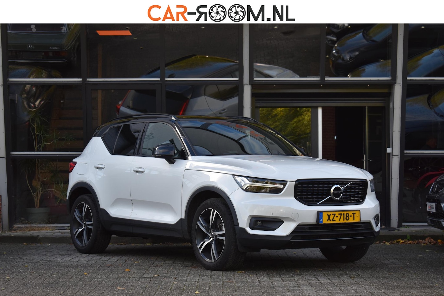 Volvo XC40 - 2.0 T4 R-Design Camera Pilot ACC Bliss Standkachel - AutoWereld.nl