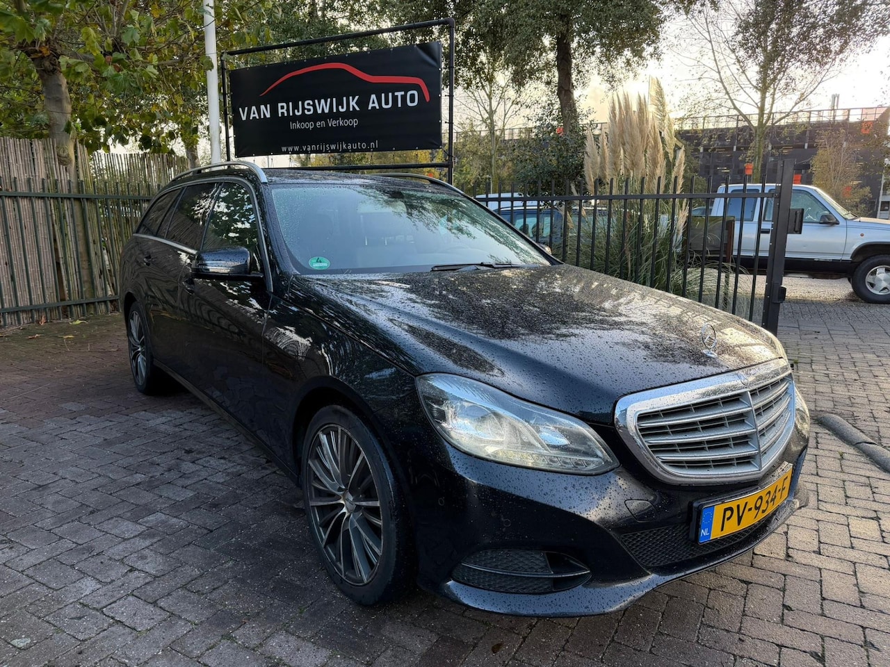 Mercedes-Benz E-klasse Estate - 200 CDI Ambition 5890NETTO Leder Nav Clima - AutoWereld.nl