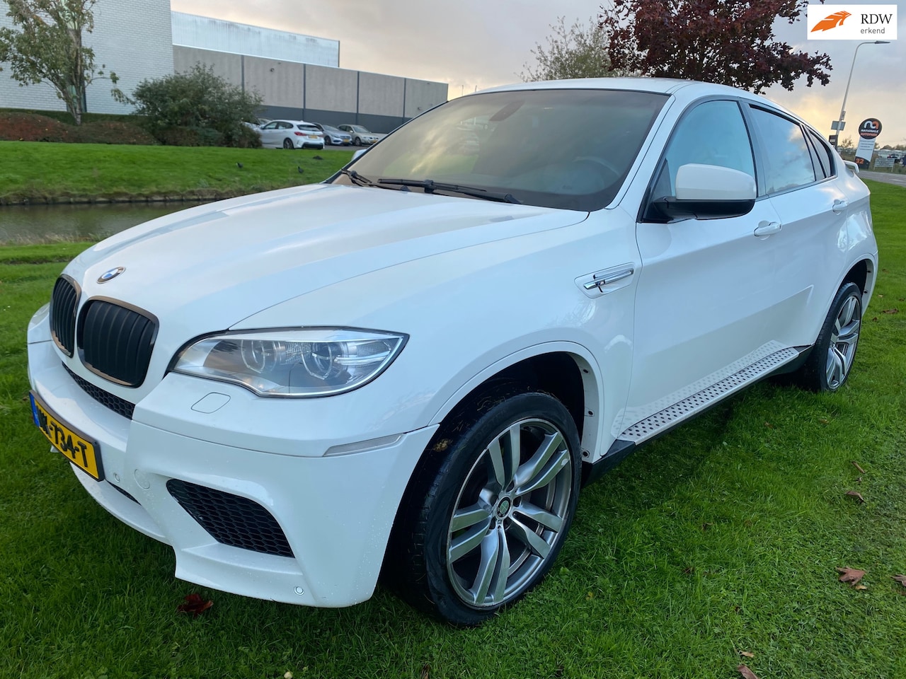 BMW X6 - 2008 * XDrive50i * M-PAKKET !! * AUTOMAAT * LMV * VOLLEDER * NAVI * CLIMA * ELEC. RAMEN - AutoWereld.nl