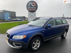 Volvo XC70 - 2009 * 2.4 D5 Summum * AUTOMAAT * CLIMA * VOLLEDER * PDC * LMV