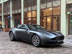 Aston Martin V8 Coupé - DB11 4.0 32.000km dealer serviced