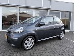 Toyota Aygo - 1.0-12V +
