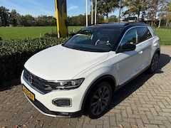 Volkswagen T-Roc - 1.5 TSI DSG7 Sport ACC / Virtual / Carplay