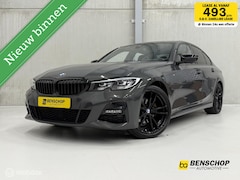 BMW 3-serie - 320i M Sport Navi Carplay Virtual 19 inch Alcantara Sfeer LED
