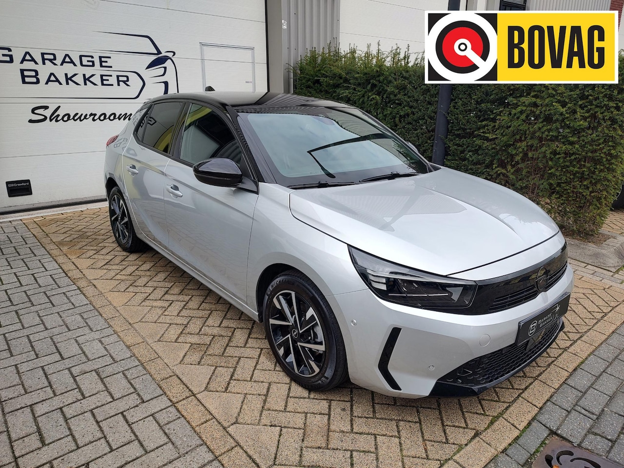 Opel Corsa - 1.2 GS Line Bi-Tone Led Camera-360 Dodehoek CarPlay -Navi - AutoWereld.nl