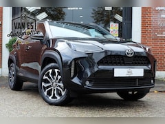 Toyota Yaris Cross - 1.5 Hybrid 115 First Edition / Fabrieksgarantie t/m '34 / Stuurverwarming