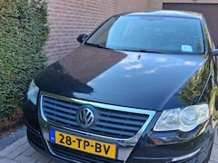 Volkswagen Passat - 2.0 FSI Comfortline Business