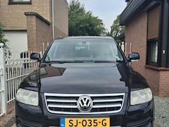Volkswagen Touareg - 3.2 V6