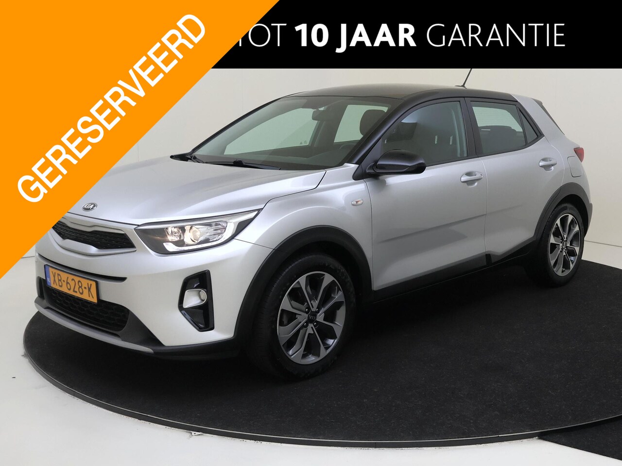 Kia Stonic - 1.0 T-GDi ComfortPlusLine Navigator | Navigatie | two tone | LM velgen | bluetooth - AutoWereld.nl