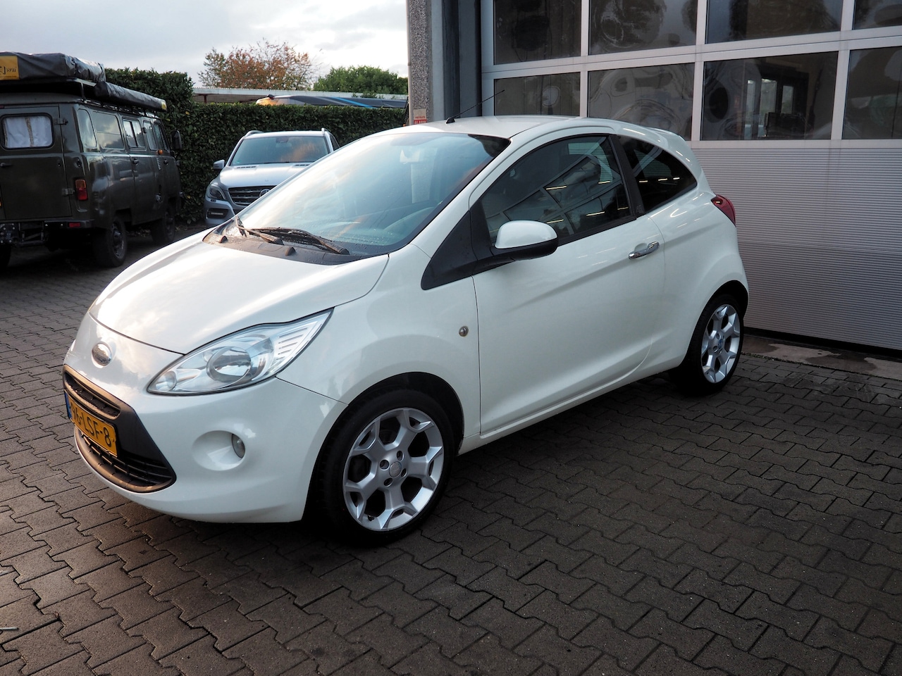 Ford Ka - 1.2 Titanium X AIRCO LM VELGEN ELEK. PAKKET